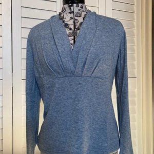 Conquista Light Blue Melange Knit V-Neck Top (L/42)